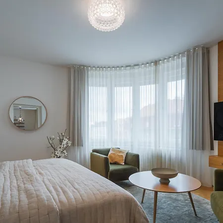 아파트 My Second Home Prague - Lucemburska 16, 25