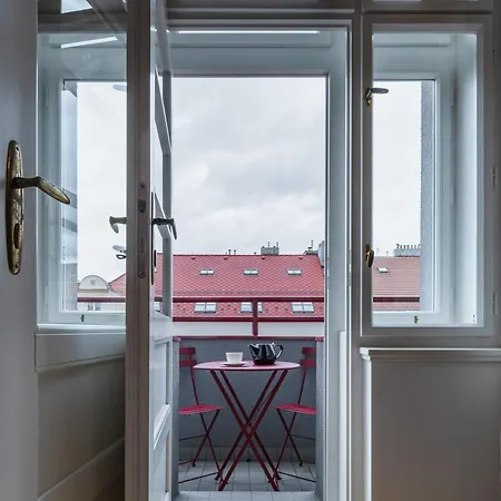 아파트 My Second Home Prague - Lucemburska 16, 25 프라하