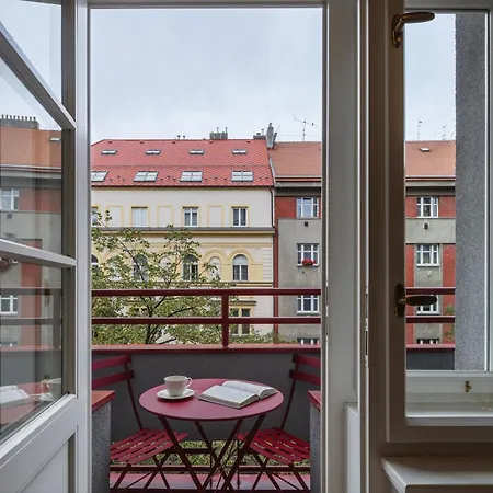 My Second Home Prague - Lucemburska 16, 25 * 프라하
