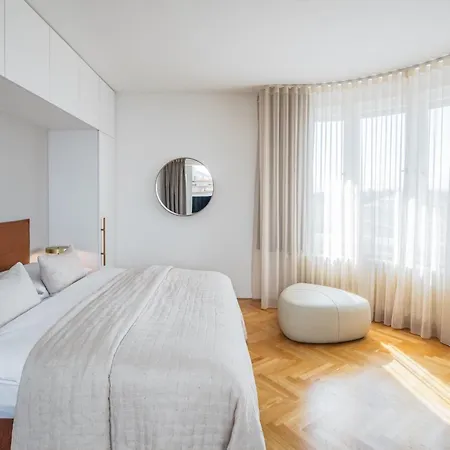 My Second Home Prague - Lucemburska 16 Residence *